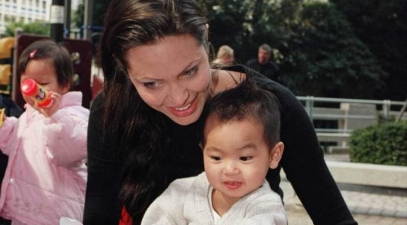 Як зараз виглядає хлопчик, якого 21 рік тому всиновила актриса Анджеліна Джолі